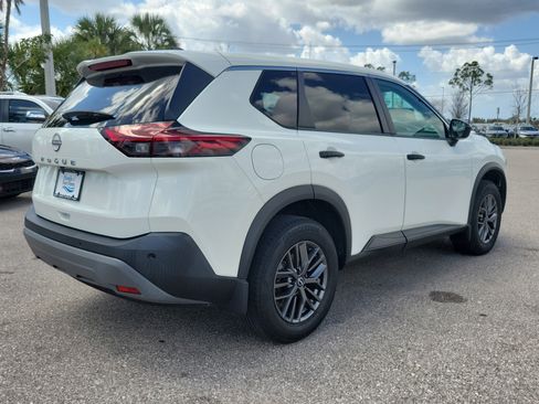 Used 2022 Nissan Rogue S image 6