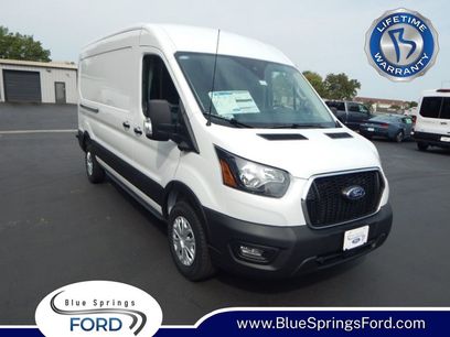 New 2025 Ford Transit 250 148 Medium Roof w/ Load Area Protection Package