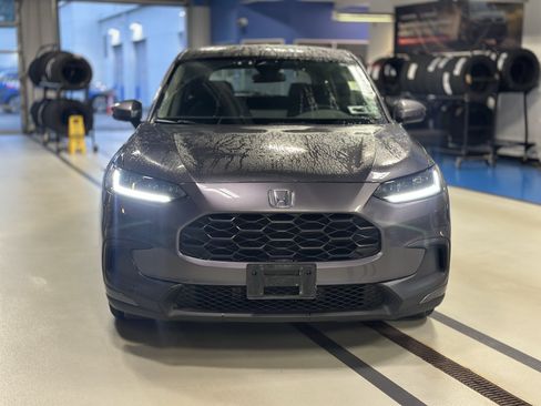 Used 2024 Honda HR-V LX image 2