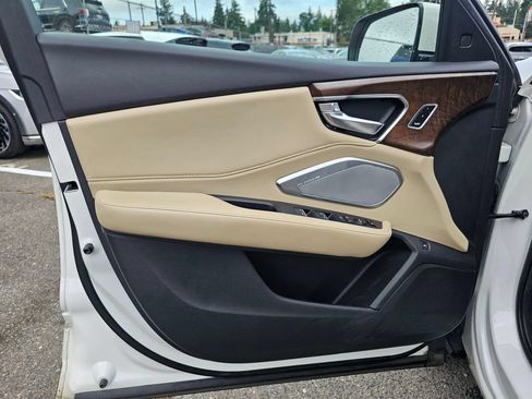 Used 2019 Acura RDX AWD w/ Advance Package image 22