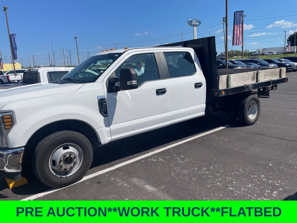 Used 2019 Ford F350 XL w/ Power Equipment Group RWD image 4