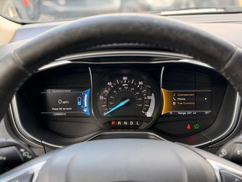 Used 2018 Ford Fusion SE w/ Equipment Group 602A FWD image 27
