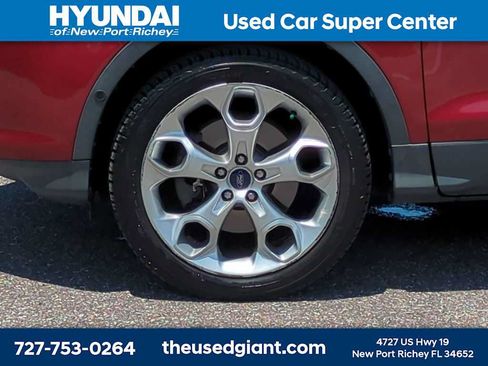 Used 2013 Ford Escape Titanium w/ Parking Technology Pkg FWD image 10