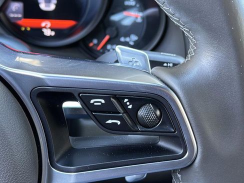 Used 2017 Porsche 911 Carrera image 20