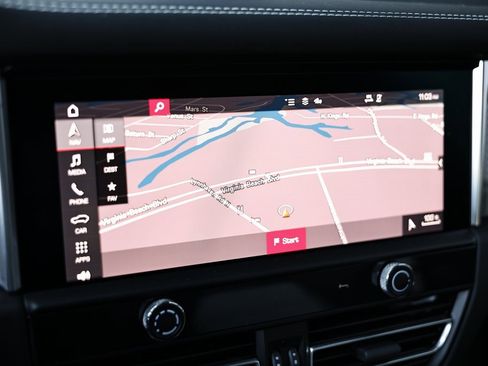 Used 2024 Porsche Macan GTS image 38