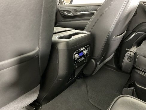 Used 2021 GMC Yukon Denali image 17