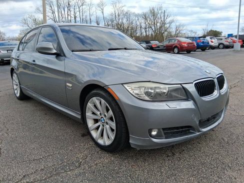 Used 2009 BMW 328i xDrive Sedan image 3