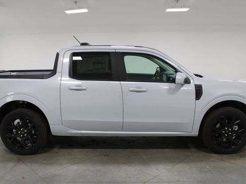 New 2026 Ford Maverick Lobo AWD/4WD image 10