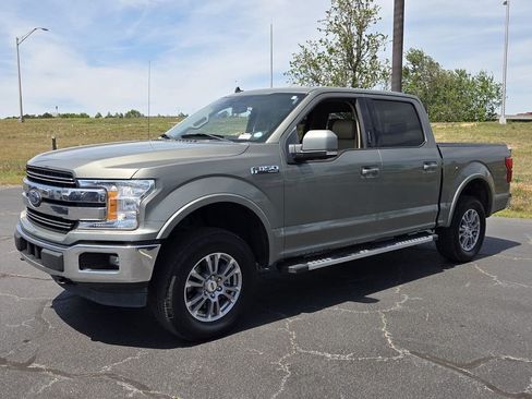 Used 2019 Ford F150 Lariat w/ Equipment Group 501A Mid AWD/4WD image 3