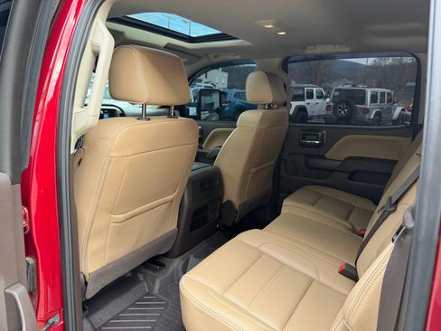 Used 2019 GMC Sierra 2500 Denali w/ Duramax Plus Package image 21