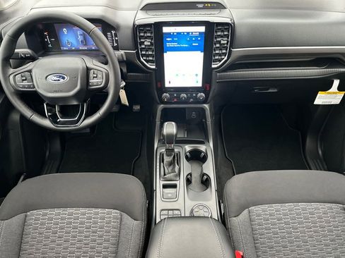 Certified 2025 Ford Ranger XLT w/ Chrome Accent Package image 3