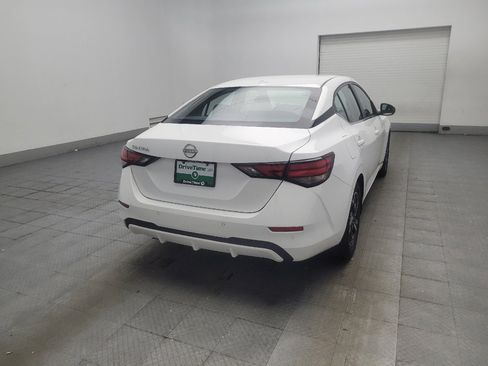 Used 2025 Nissan Sentra SV FWD image 9