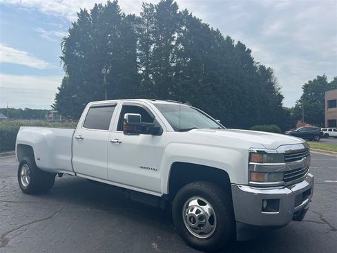 Used 2015 Chevrolet Silverado 3500 LTZ w/ Duramax Plus Package AWD/4WD image 11