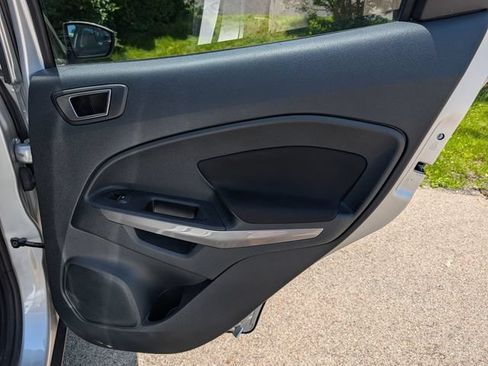 Used 2021 Ford EcoSport SE FWD image 34