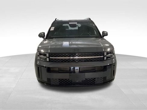 Used 2024 Hyundai Santa Fe Calligraphy FWD image 2