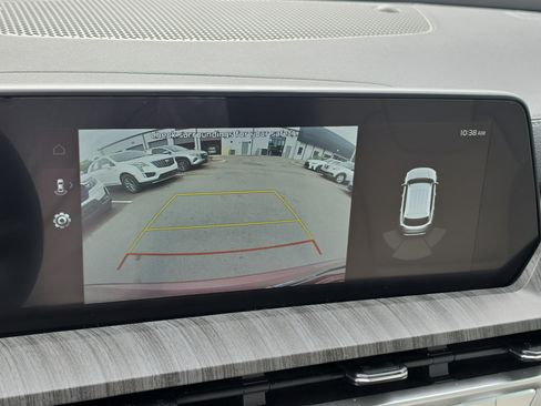 Certified 2024 Kia Telluride EX w/ EX Captain's Chair Package FWD image 25