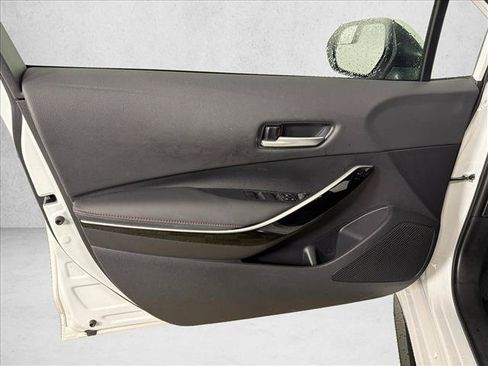 Used 2023 Toyota Corolla XSE FWD image 11