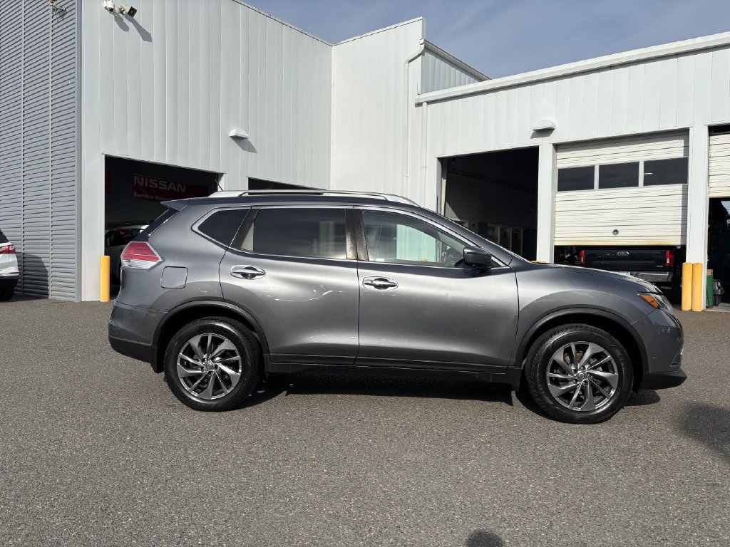 Used 2016 Nissan Rogue SL AWD/4WD image 8