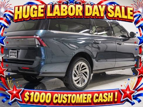 Used 2025 Lincoln Navigator L Reserve AWD/4WD image 35