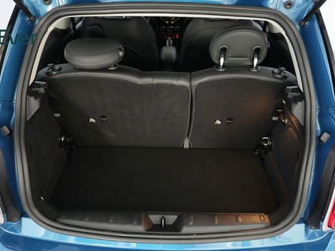 Used 2024 MINI Cooper SE image 8