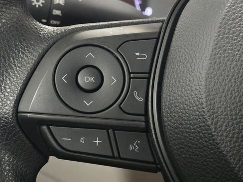 Certified 2024 Toyota Corolla Cross L image 29