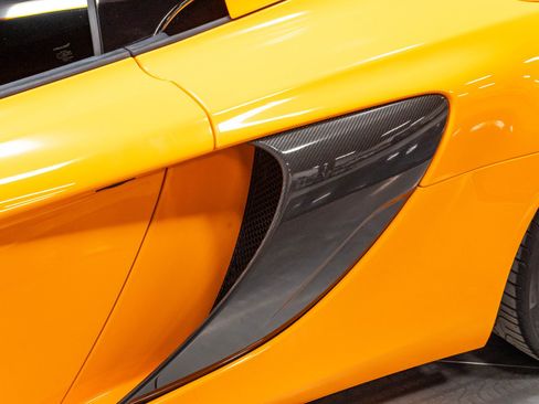 Used 2015 McLaren 650S Spider RWD image 66