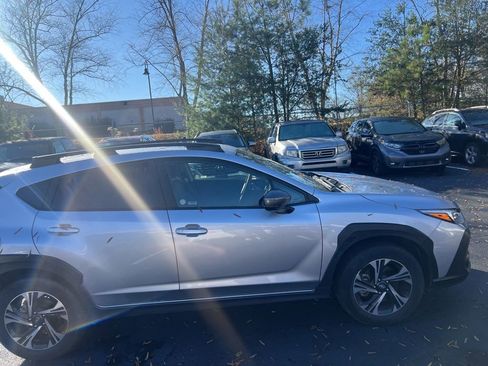 Used 2024 Subaru Crosstrek 2.0i Premium image 10