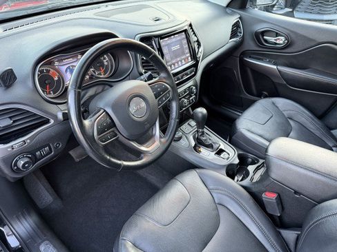 Used 2021 Jeep Cherokee Limited AWD/4WD image 10
