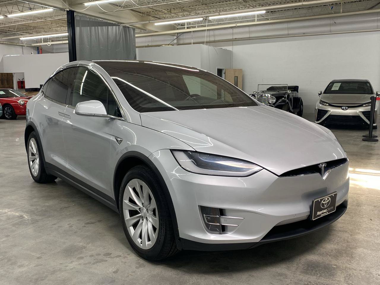 Used 2018 Tesla Model X P100D AWD/4WD image 4
