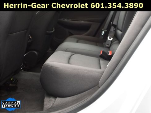 Used 2024 Chevrolet Malibu LT image 14