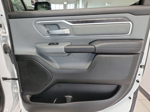 Used 2022 RAM 1500 Big Horn AWD/4WD image 16
