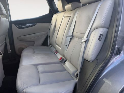 Used 2022 Nissan Rogue Sport SL w/ Premium Package image 13