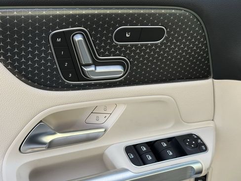 New 2026 Mercedes-Benz GLB 250 250 4MATIC image 15