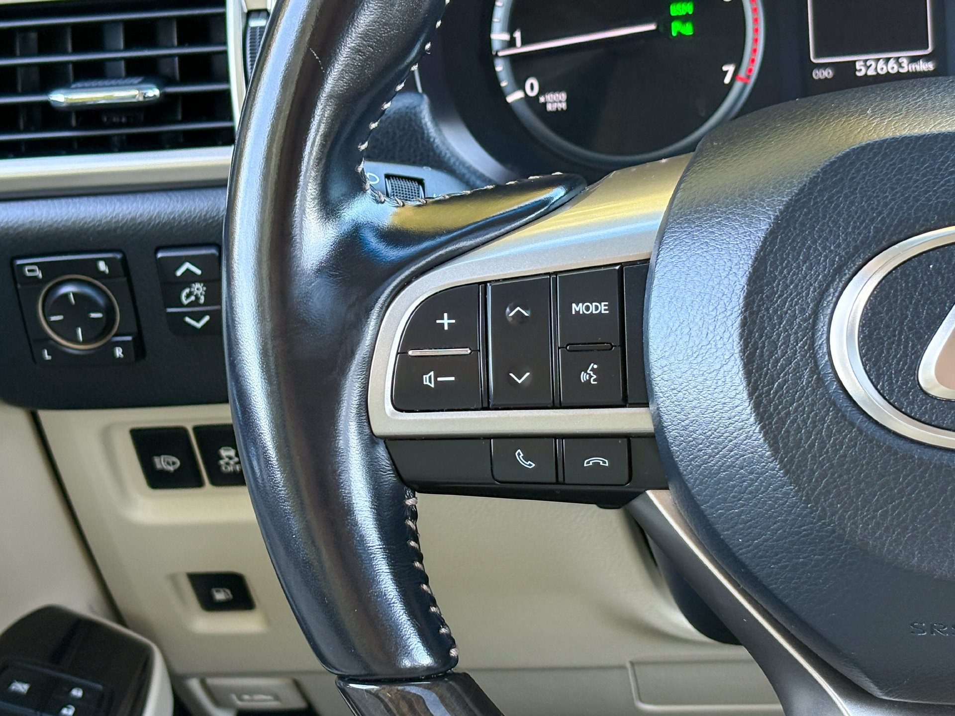 Used 2021 Lexus GX 460 Premium w/ Premium Package AWD/4WD image 14