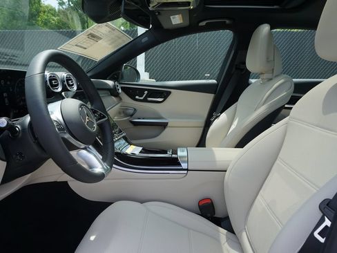 Certified 2025 Mercedes-Benz C 300 Sedan image 23