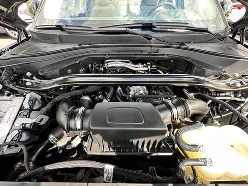 Certified 2024 Lincoln Aviator Reserve w/ Elements Package Plus AWD/4WD image 32