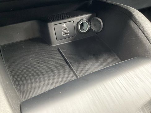 Used 2025 Ford Escape ST-Line w/ Tech Pack #1 image 11