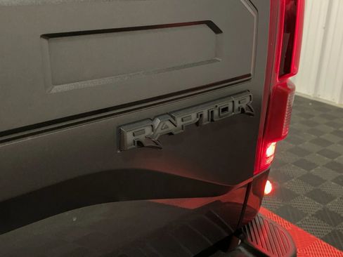 Used 2018 Ford F150 Raptor w/ Equipment Group 802A Luxury image 20