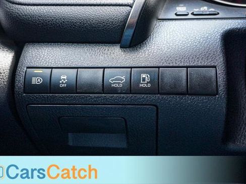 Used 2022 Toyota Camry SE FWD image 33