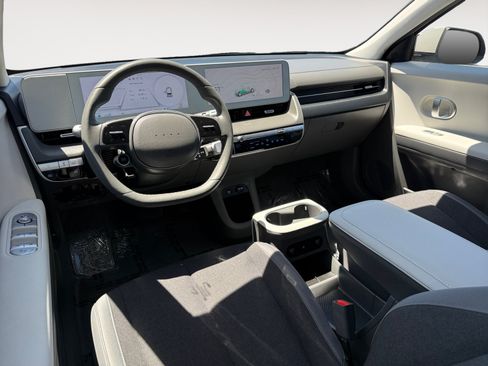 Used 2024 Hyundai Ioniq 5 SEL RWD image 15