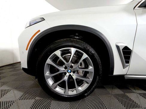 Used 2024 BMW X5 xDrive40i w/ Premium Package AWD/4WD image 8