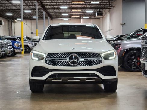 Used 2022 Mercedes-Benz GLC 300 4MATIC Coupe image 2