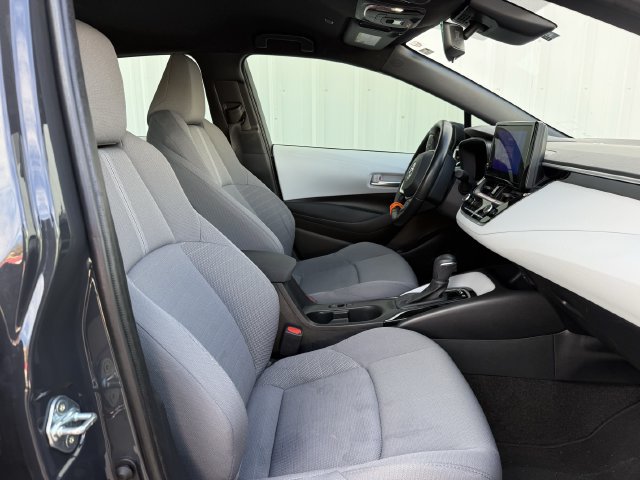 Used 2026 Toyota Corolla SE FWD image 28