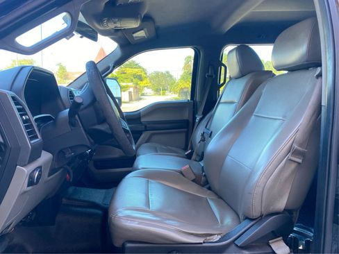 Used 2017 Ford F250 XL w/ Power Equipment Group AWD/4WD image 9