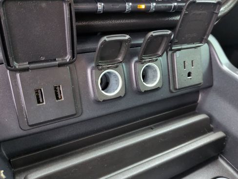 Used 2019 Chevrolet Silverado 2500 High Country w/ Duramax Plus Package image 31