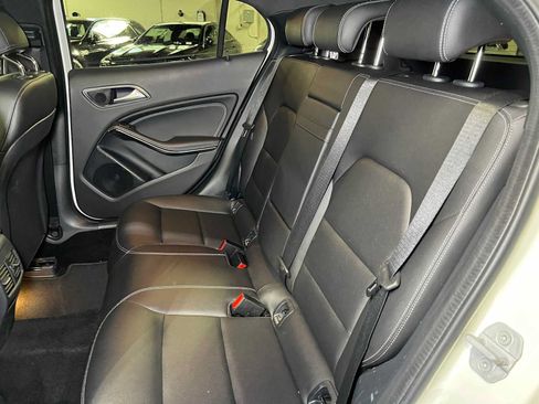 Used 2018 Mercedes-Benz GLA 250 4MATIC image 20