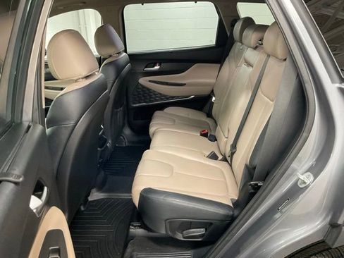 Used 2019 Hyundai Santa Fe Limited image 9