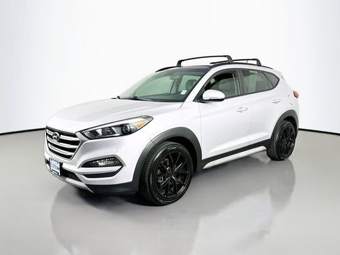 Used 2017 Hyundai Tucson Value AWD/4WD image 4