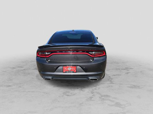 Used 2022 Dodge Charger SXT w/ Blacktop Package image 7