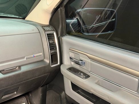 Used 2018 RAM 1500 Lone Star image 25